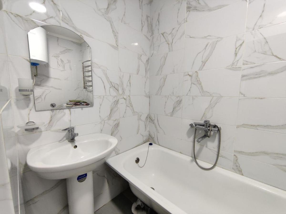 Яновского 1К Apartment Kropîvnîțkîi Exterior foto
